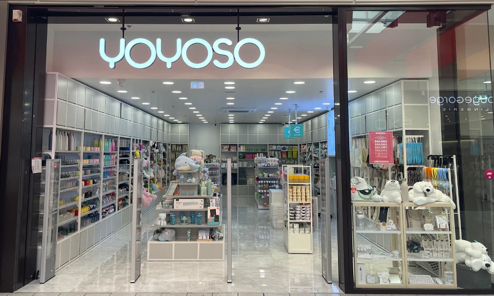 Boutique Yoyoso à Carrefour ile Napoleon devanture magtasin -nous contacter
