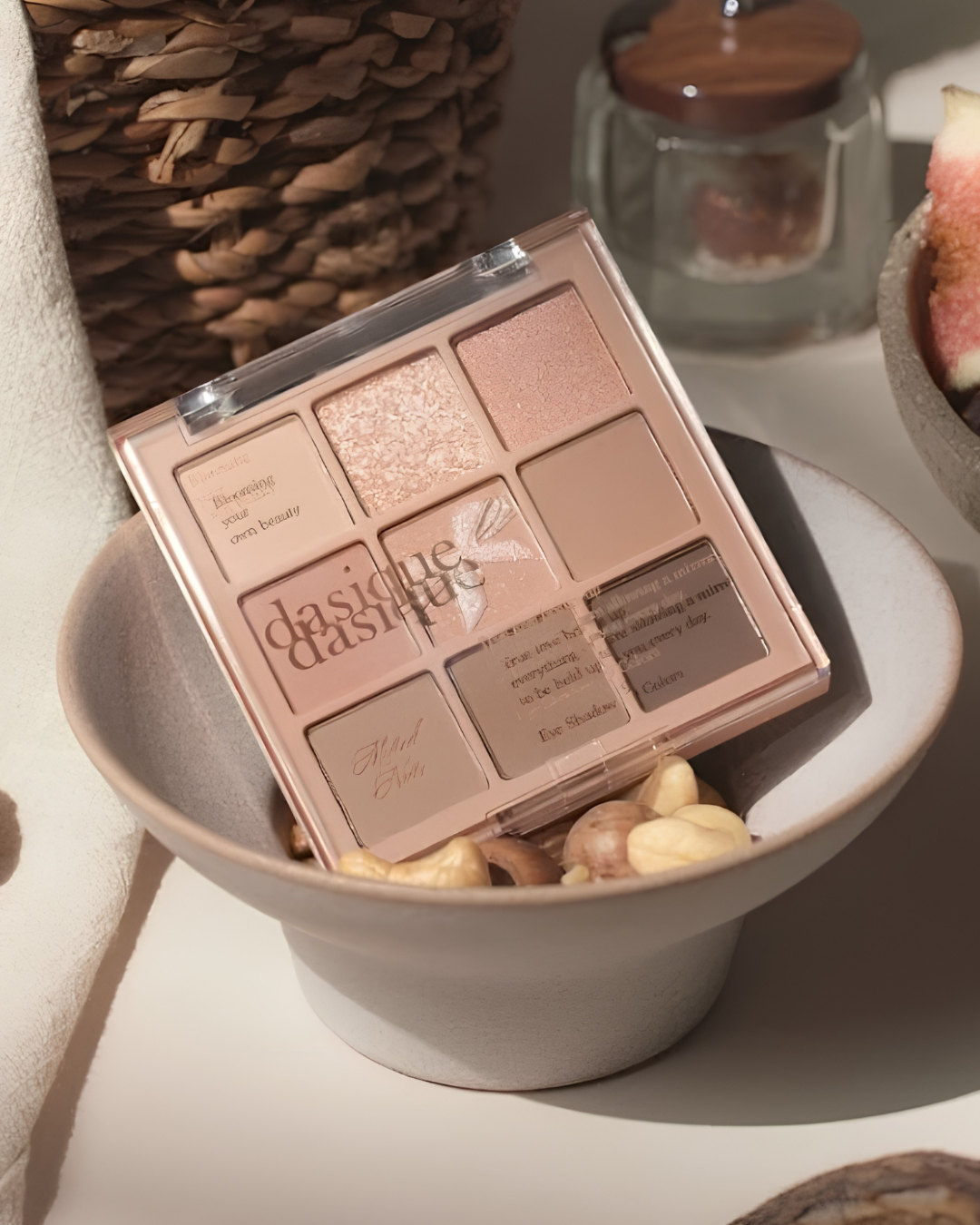 Palette Muted Nuts Dasique #24